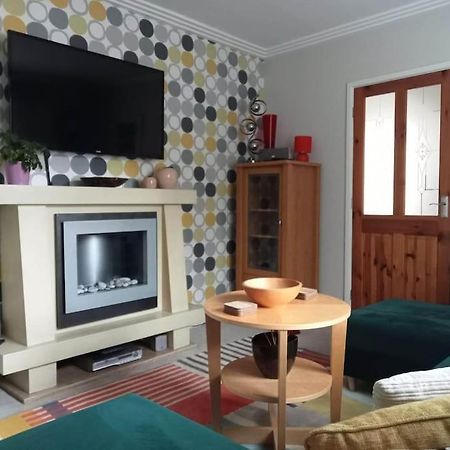 House With Free Parking And Large Garden Villa Wyke Regis Buitenkant foto